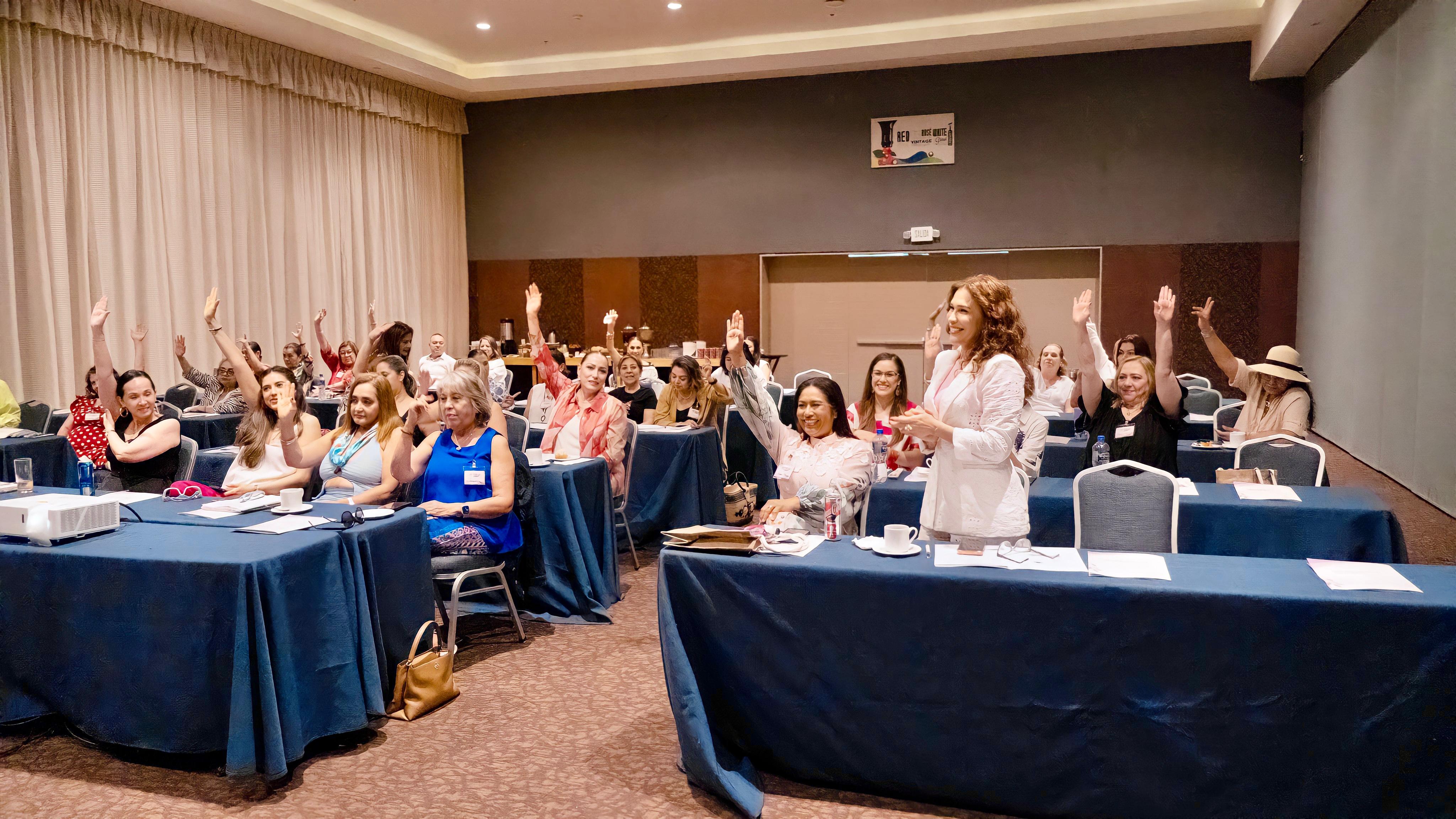 Fotografía del evento Poder voz y liderazgo con limites
