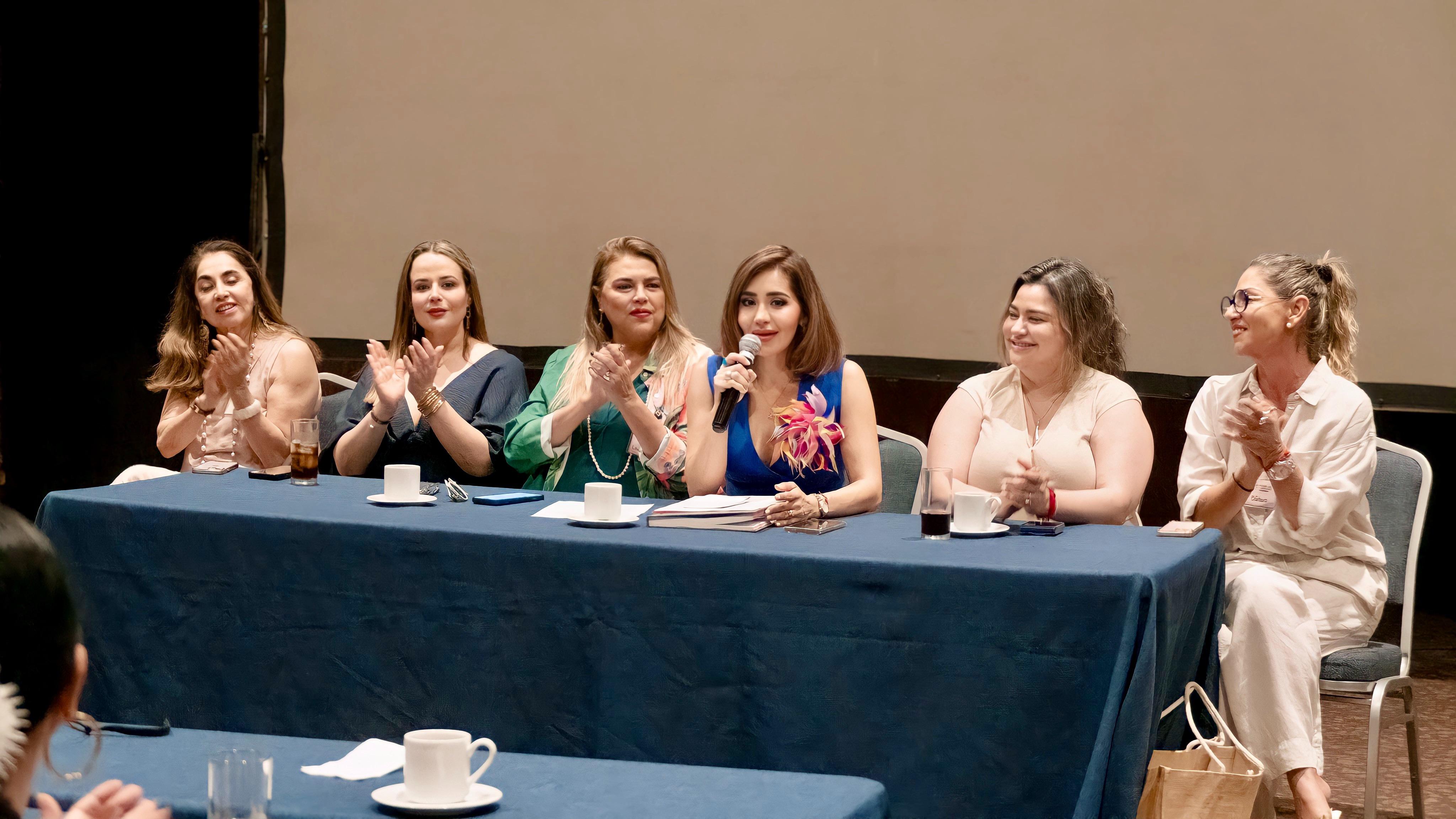 Fotografía del evento Poder voz y liderazgo con limites